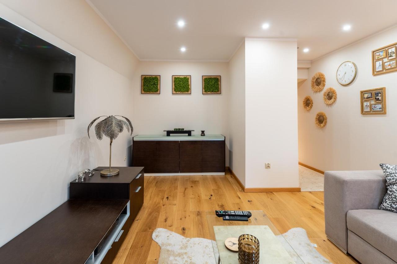 Apartament Zloty Jelonek - 4 Osobowy Na Placu Ratuszowym - Space Apart Jelenia Gora Bagian luar foto